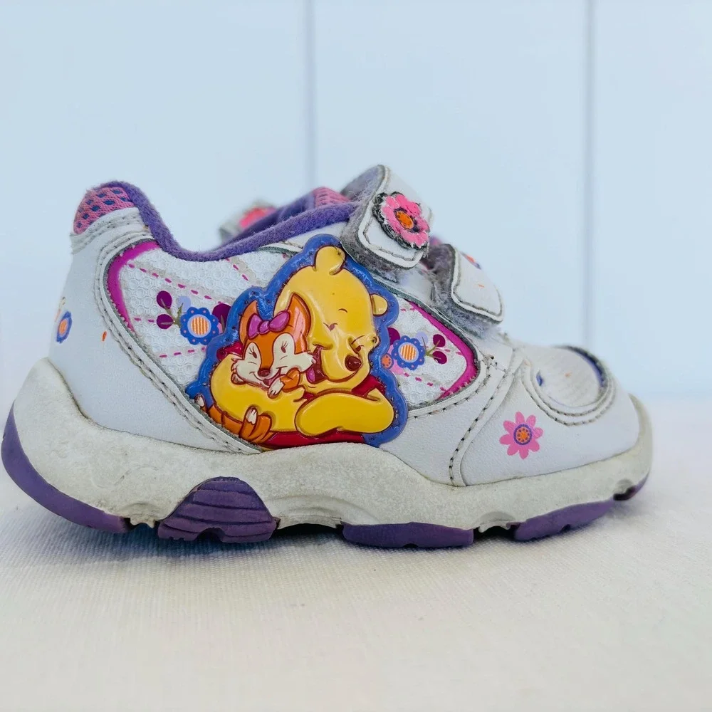 Vintage Winnie the Pooh Disney Floral Tennis Shoes Sneakers, Size 3